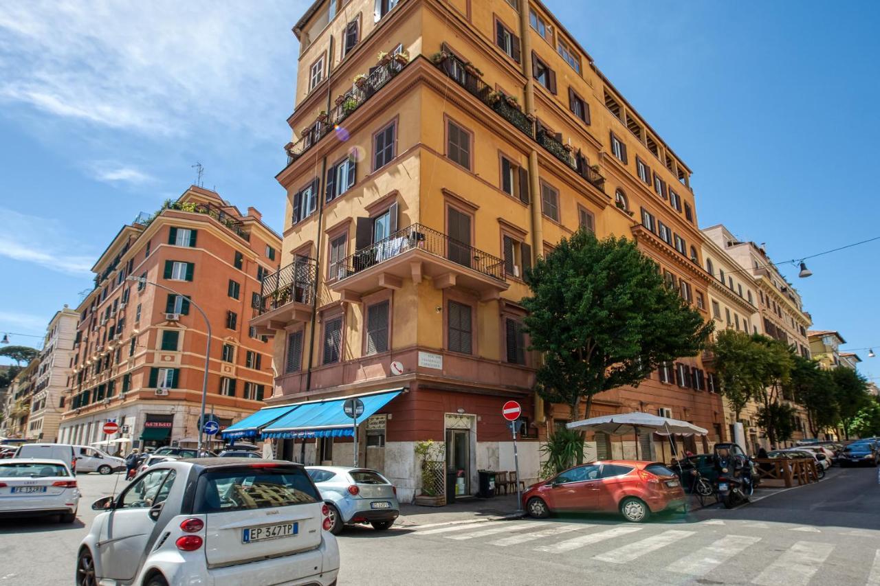 Services Caracciolo Apartamento *