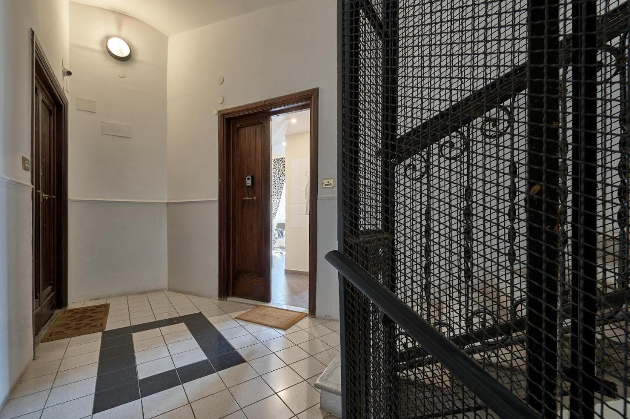 Appartamento Services Caracciolo