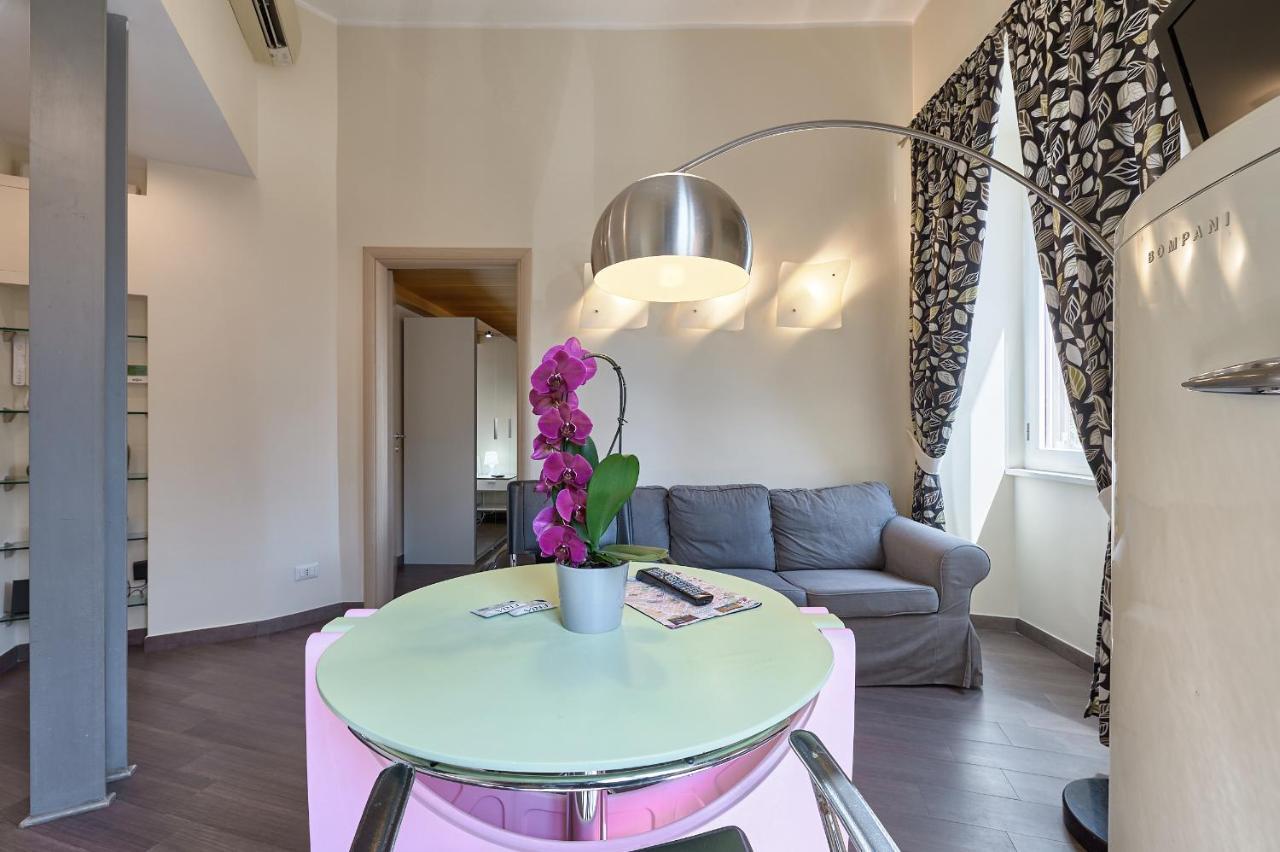 Appartamento Services Caracciolo Roma