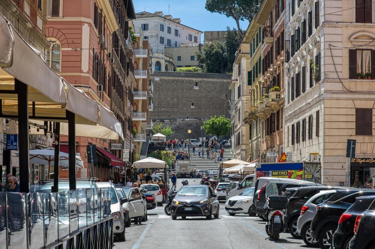 Appartamento Services Caracciolo Roma